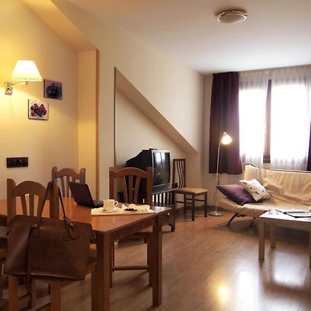 Hotel Y Apartamentos Arias Navia Szoba fotó