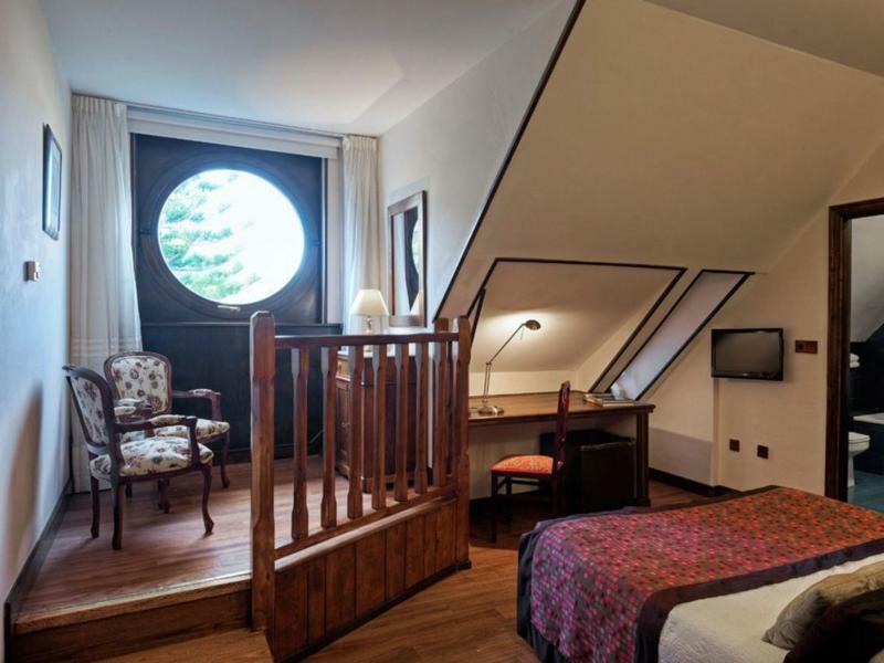 Hotel Y Apartamentos Arias Navia Kültér fotó
